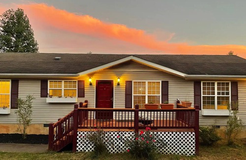 Leicester Casa | 3 Bed 2 Bath Cozy Mountain Home with Hot Tub and Farmland Views