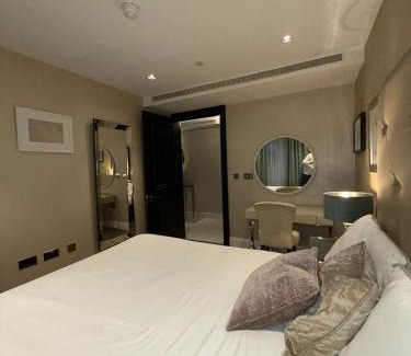 West Kensington Apartamento | 3 Bed 2 Bath Luxury Apartment in Kensington