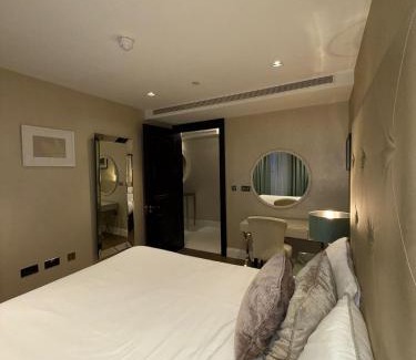 West Kensington Apartamento | 3 Bed 2 Bath Luxury Apartment in Kensington