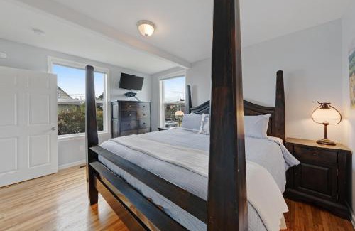 Newport Casa | 3 Bed 2 Bath Vacation home in Newport