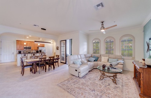 Biggar Casa | 3 Bed + 3 Bath Resort Style Waterfront Home