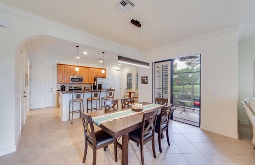 Biggar Casa | 3 Bed + 3 Bath Resort Style Waterfront Home