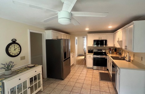 Charlestown Casa | 3 bed / 3 bath Summer & Sept-May Rental