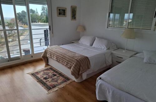 Chiva Chalet De Esquí | 3 Bed Chalet-Pool-Pets-Hot Tub-Parking-Garden