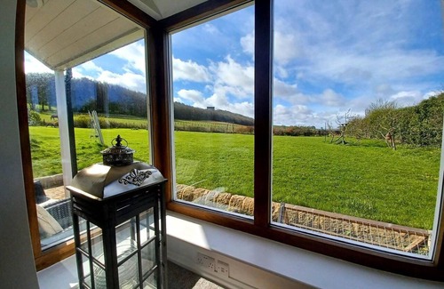 Sunderland Cabaña | 3 Bed Cottage-sleeps 6-country Views-pet Friendly