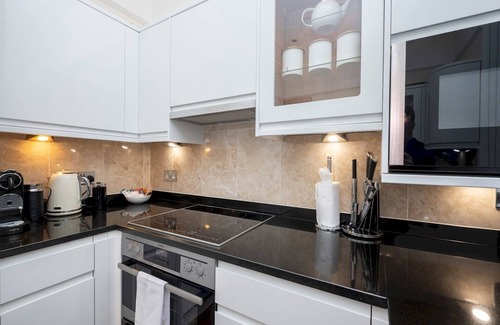 Barbican Apartamento | 3-Bed Flat | Ensuite | Near Farringdon & Barbican | Pass the Keys