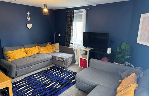 Hanham Apartamento | 3 bed flat sleeps 10 free parking