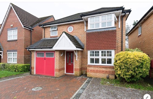 Ely Casa | 4 bed house for up to 6 people In Cardiff, Wales