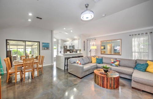 Biggar Casa | 3-bed house in fabulous Fort Myers with WiFi, AC, 6 miles from the Airport.