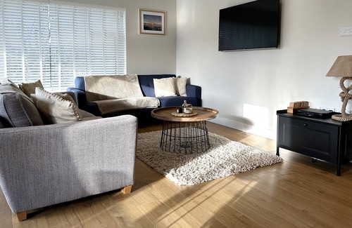 Llanfaelog Casa | 3-Bed house in Llanfaelog, near Rhosneigr