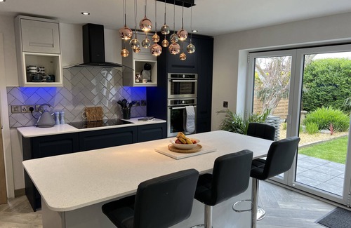Holyhead Casa | Stylish Modern Home with Parking, Enclosed Garden