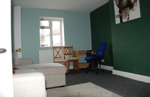 Littlemore Casa | 3 Bed House up to guests 7 in Oxford