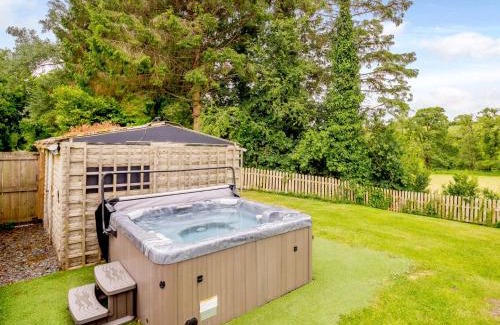 Frongoch Casa | 3 Bed in Bala 88351