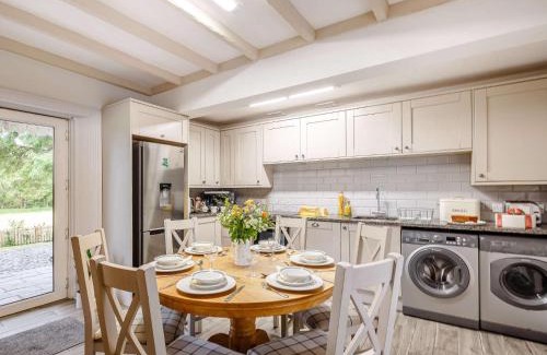 Frongoch Casa | 3 Bed in Bala 88351