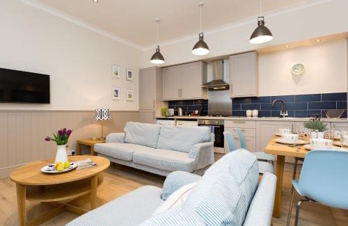 Eastbourne Casa | 3 Bed in Eastbourne EHC38