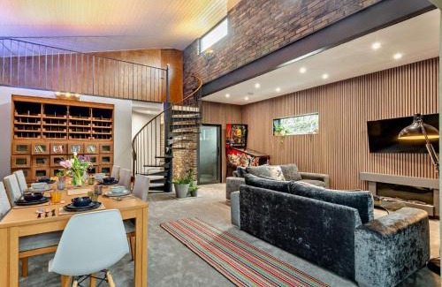Hoylandswaine Casa | 3 Bed in Holmfirth 94342