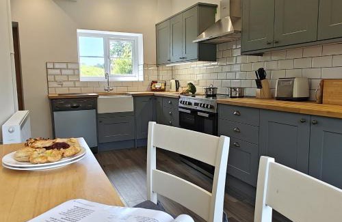 Brecon Casa | 3 Bed in Penoyre 96240