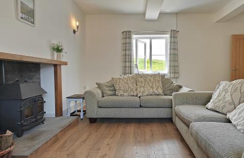 Brecon Casa | 3 Bed in Penoyre 96240