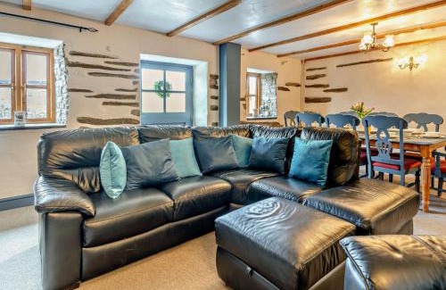 Llandysul Casa | 3 Bed in Rhydlewis 94117
