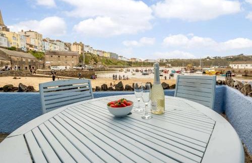 Tenby Casa | 3 Bed in Tenby FB095