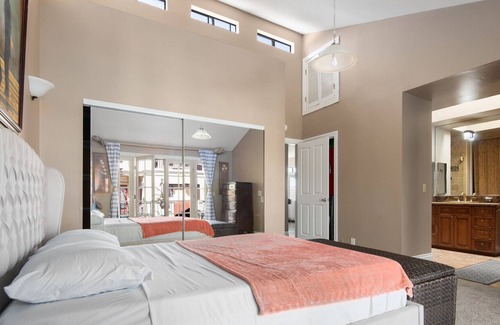 Beach Barber Tract Casa | 3 Bed La Jolla Beach House with Pool