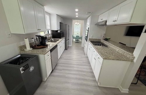 Woodlake - Briar Meadow Casa | 3 Bed Luxury Home down the street from the Galleria