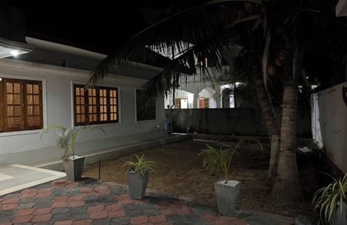 Nallur Casa | 3 bed non AC house with free parking