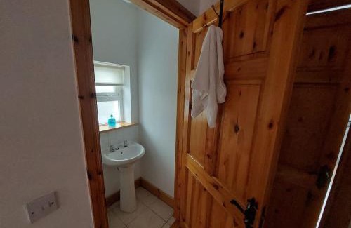 Bruff Casa | 3 bed semi-detached house in a quite estate