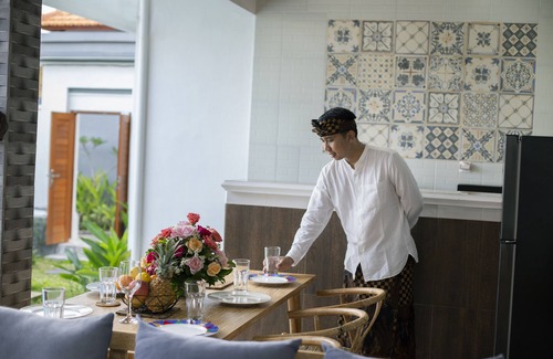 Umalas Villa | 3 BEDR/3 BATH POOL VILLA BETWEEN SEMINYAK & CANGGU