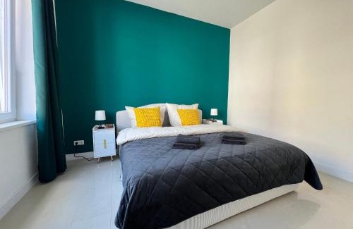 Hauptbahnhof Apartamento | 3 Bedroom, 160 qm, Balcony, Center