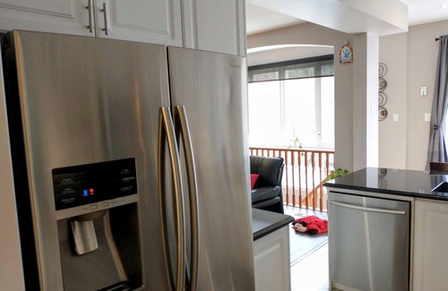 Doon South Casa | 3 Bedroom/2.5 Bath, Townhome in Doon Kitchener With Great Outdoors