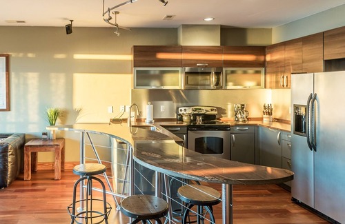 Waves Condominio | 3-Bedroom, 2.5-Bathroom Penthouse Suite at REAL Watersports