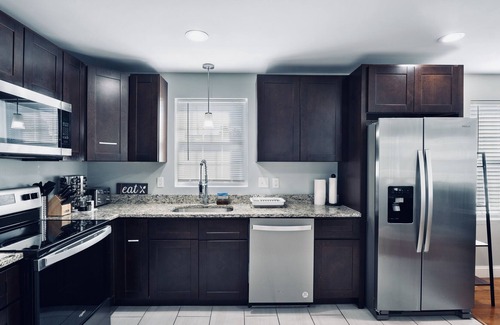 Upper South Providence Apartamento | 3 Bedroom 2 bath cozy apartment — Just 5 minutes from Downtown!