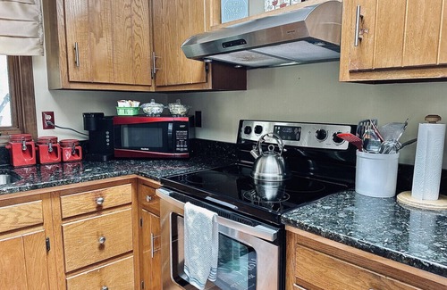 Newport Casa | 3-bedroom, 2-bath home in Cape Carteret