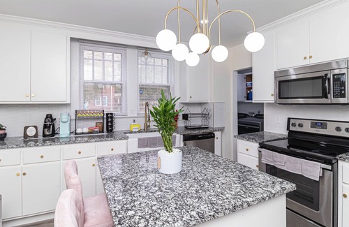 Goldsboro Casa | 3-bedroom 2 bathroom in Goldsboro