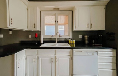Spearfish Casa | 3 bedroom, 2 bathroom, Peaceful Family Home