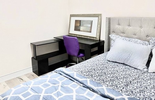 Rosemount Casa | 3 bedroom 2 full washroom house near Fairview Park Mall