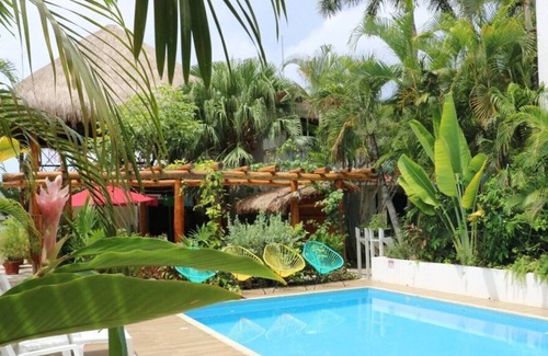 Colonia Adolfo Lopez Mateos Villa | Villa de 3 Recámaras y 2 Pisos V3