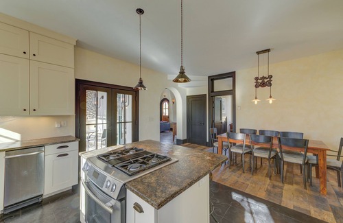 Buena Vista Casa | 3-bedroom, 3.5-bathroom luxury residence sleeps up to 7 guests