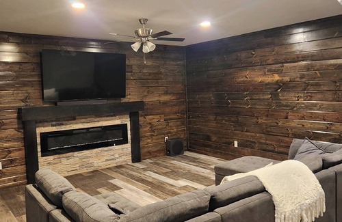 Arrow Point Casa | 3-bedroom 3 bath House at Sweetwater Beach. Kings River Arm of Table Rock Lake