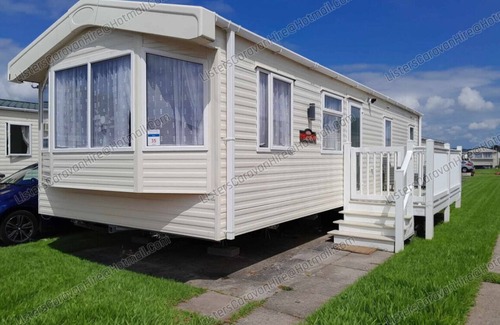 Porthcawl Casa | 3 Bedroom 8 Berth Pet Friendly Caravan. Gated Decking Close To Onsite Amenities