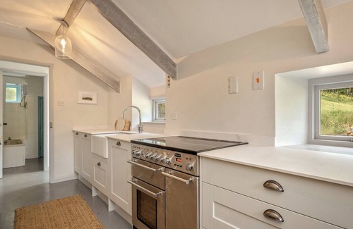 Llawhaden Cabaña | 3 bedroom accommodation in Llawhaden Narberth