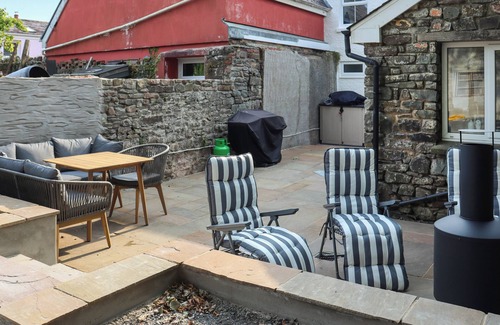 Llansteffan Cabaña | 3 bedroom accommodation in Llansteffan, near Carmarthen