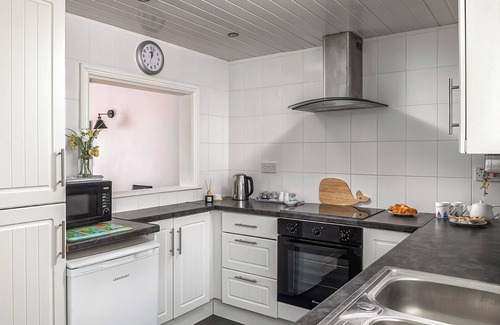 Cemaes Bay Cabaña | Alojamiento de 3 habitaciones en Cemaes Bay