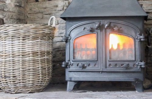 Hay-on-Wye Cabaña | 3 bedroom accommodation in Bishop’s Frome, near Ledbury