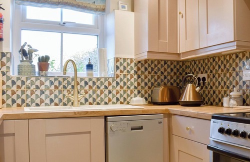 Penmon Cabaña | Alojamiento de 3 habitaciones en Penmon, near Llangoed