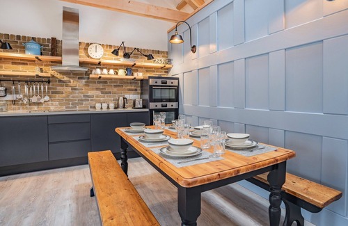 Whitland Cabaña | Perfect for its stunning views over the Presley Hills and a fantastic standard throughout.