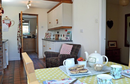 Beaumaris Cabaña | Alojamiento de 3 habitaciones en Llangoed, near Beaumaris