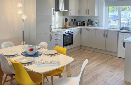 Benllech Cabaña | Alojamiento de 3 habitaciones en Benllech