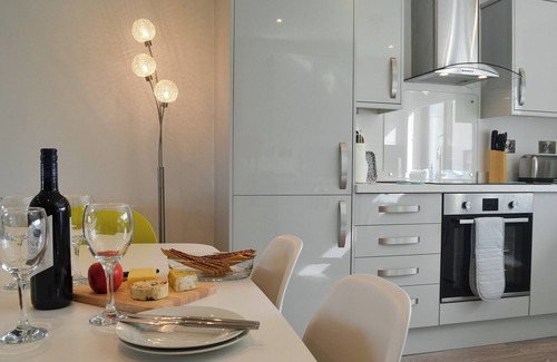 Benllech Cabaña | Alojamiento de 3 habitaciones en Benllech